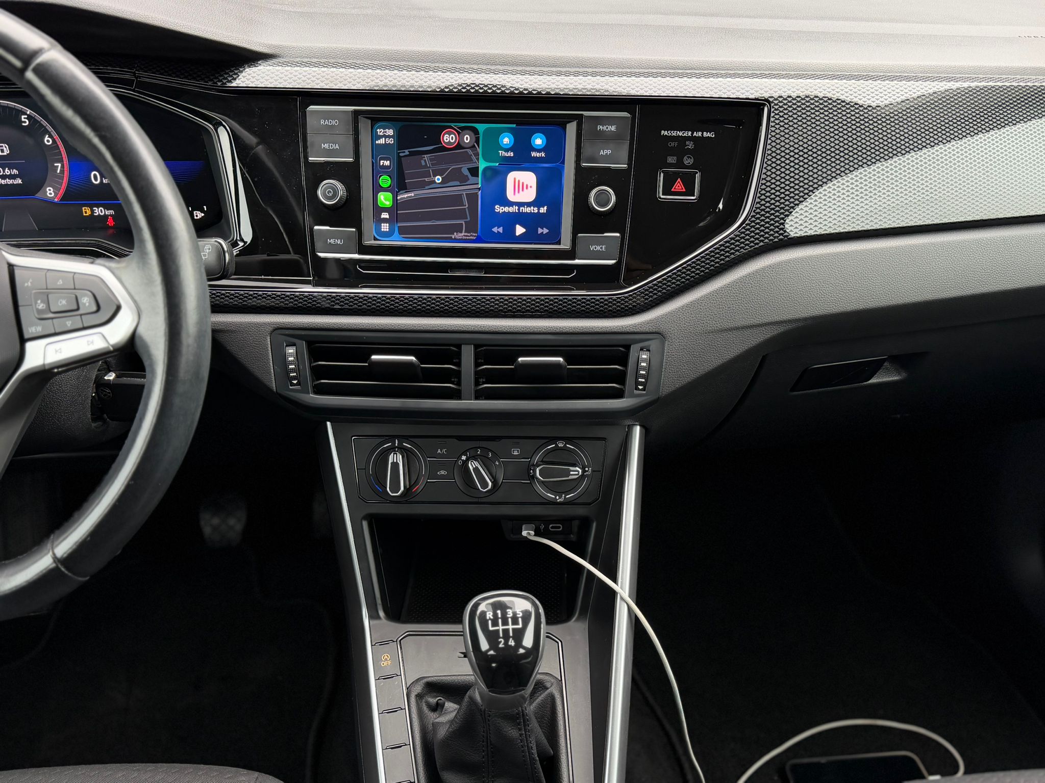 Volkswagen Polo 1.0 TSI thumbnail 13